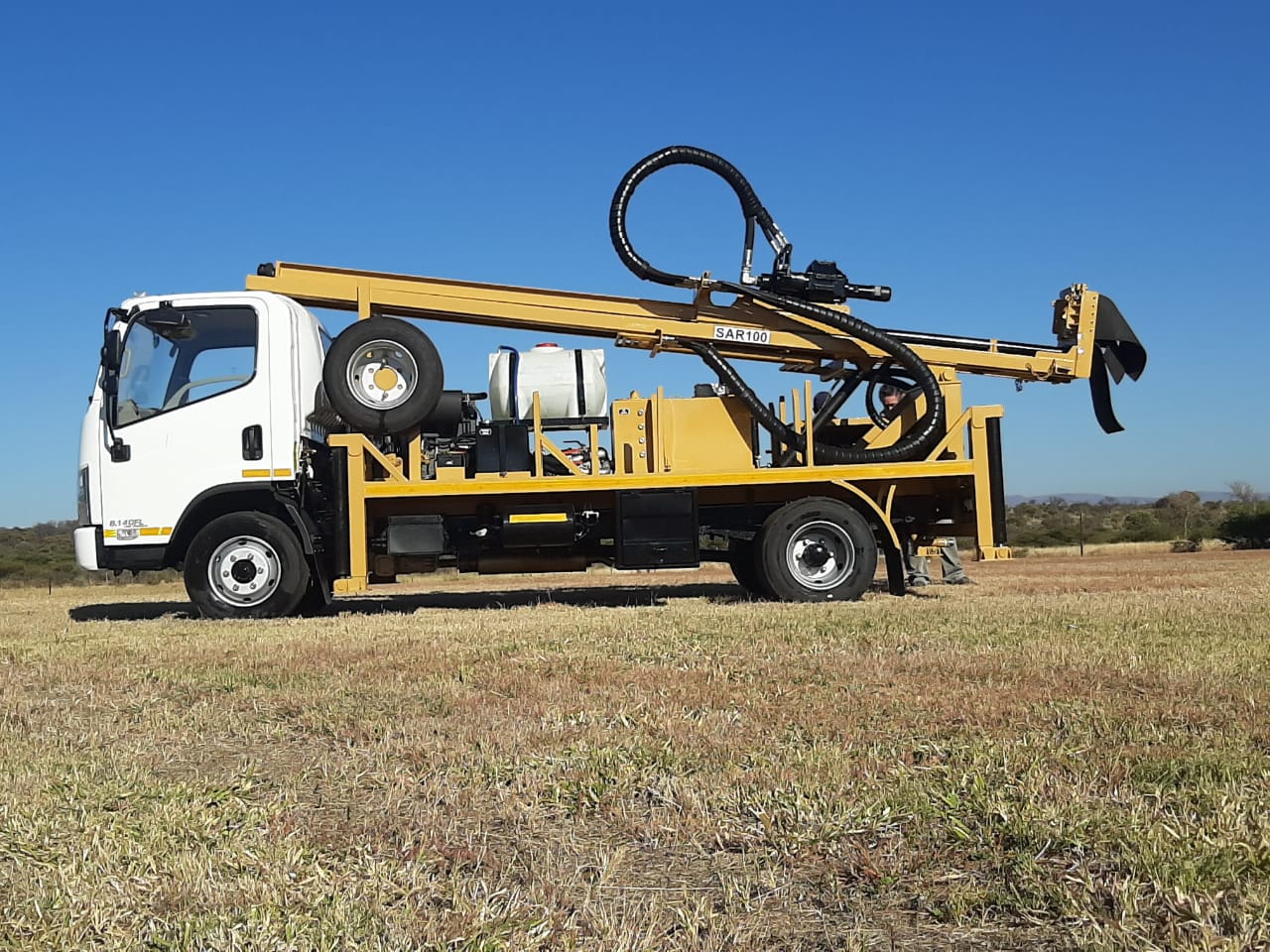 SAR100 Drill Rig on FAW8.140